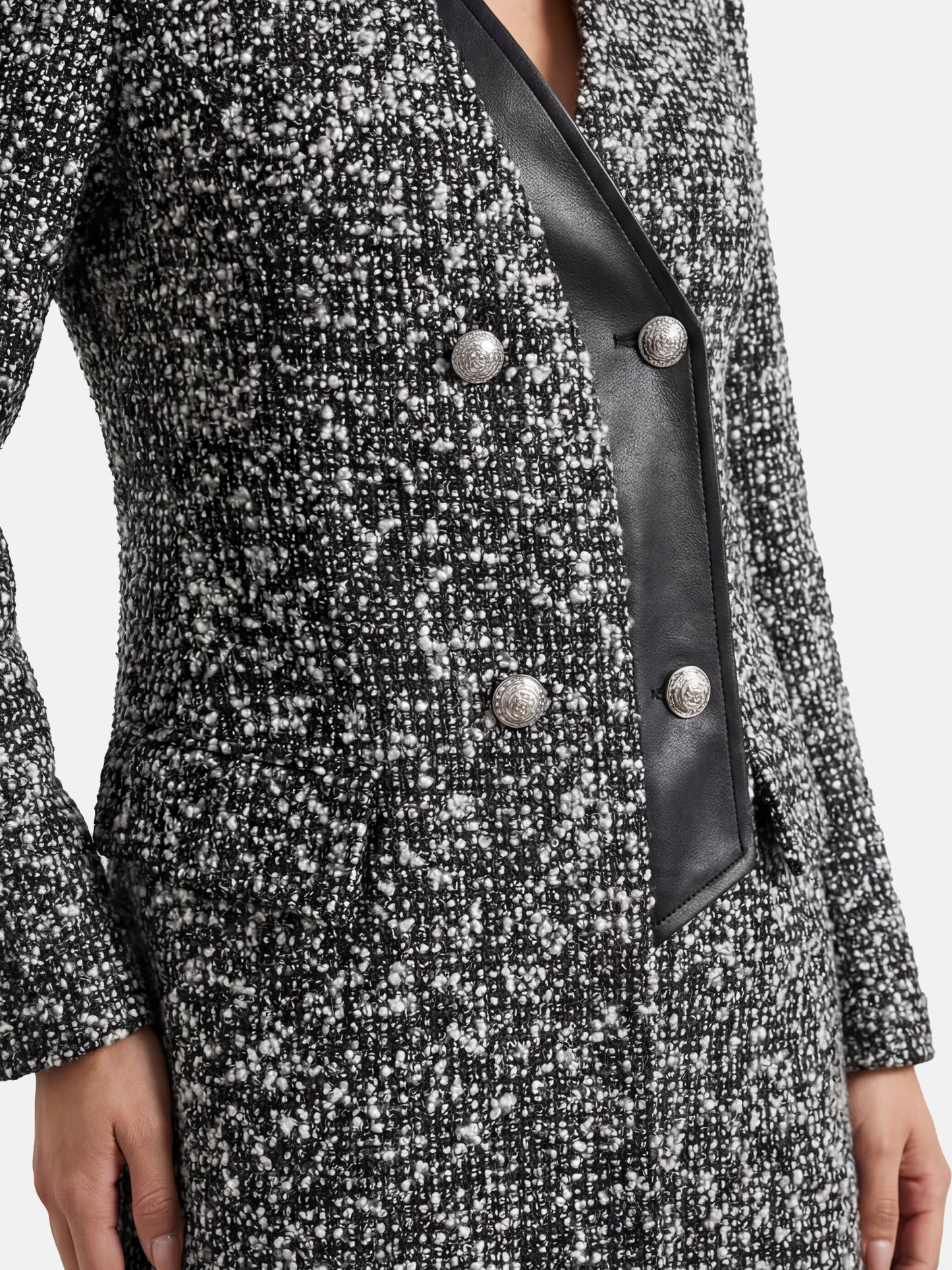 SELVANE Herringbone Wool-Blend Coat, long streamlined silhouette, V-neck, wrap-front, sculpted waist, monochrome herringbone, contrast placket.