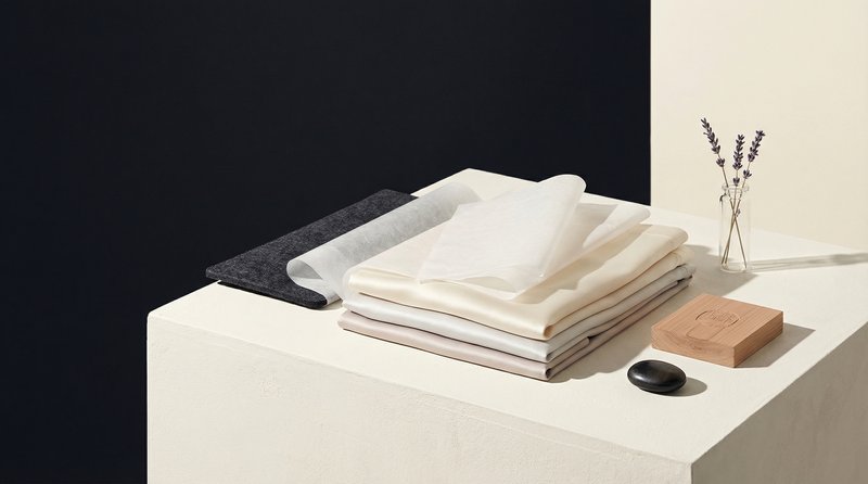 How to Travel with Silk: Packing and Care Guide