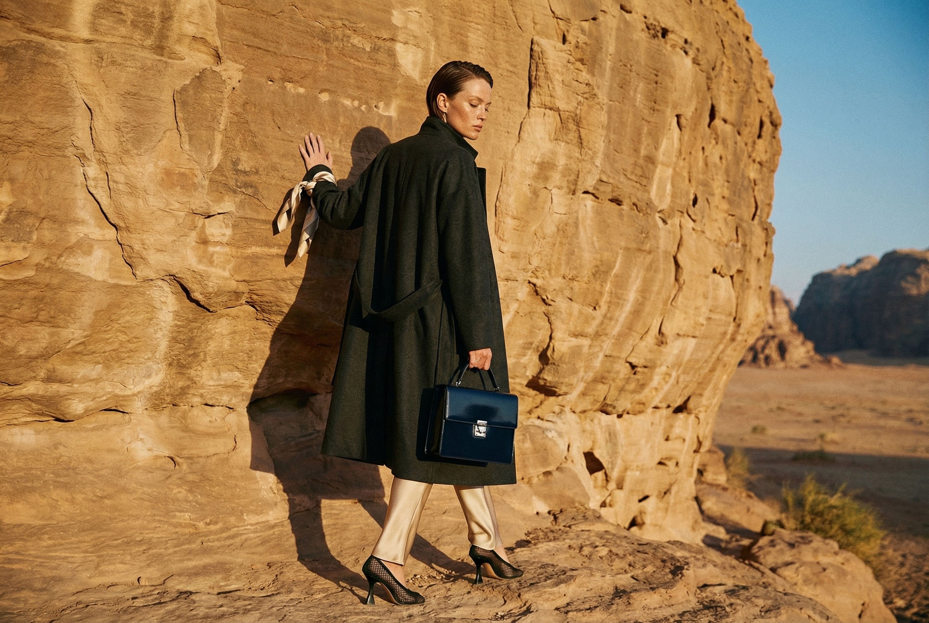 SELVANE editorial