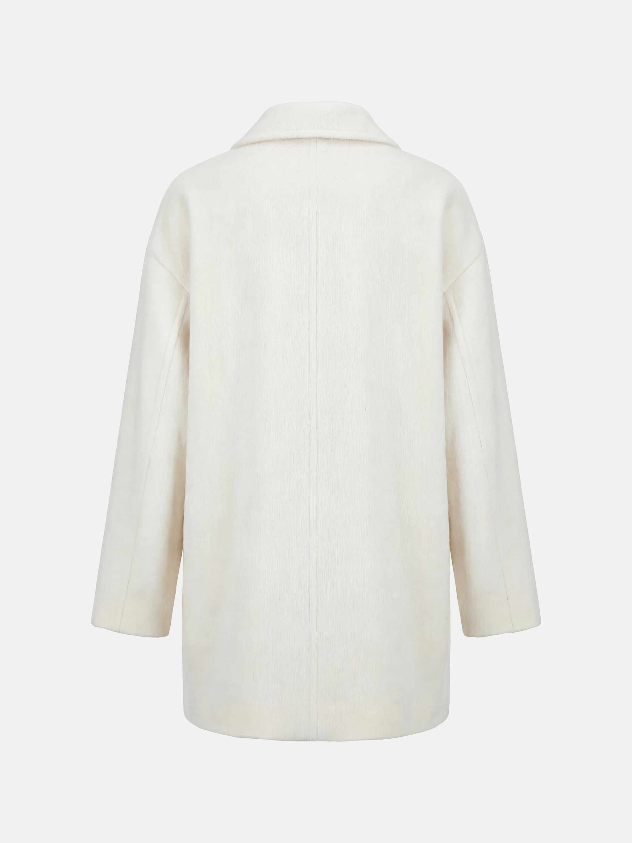 SELVANE Soft-Texture Double-Breasted Coat in a rich, brushed wool-cashmere blend, featuring a clean notch lapel and relaxed volume.