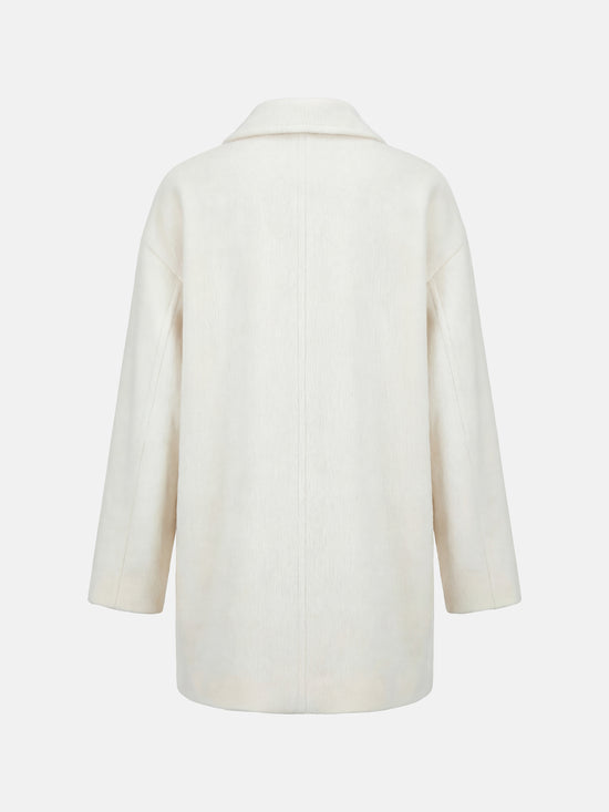 SELVANE Soft-Texture Double-Breasted Coat in a rich, brushed wool-cashmere blend, featuring a clean notch lapel and relaxed volume.