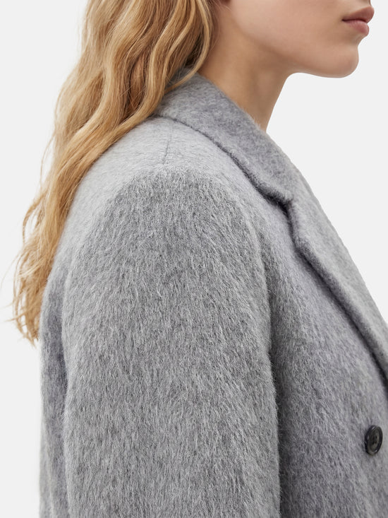 SELVANE Soft-Texture Double-Breasted Coat in a rich, brushed wool-cashmere blend, featuring a clean notch lapel and relaxed volume.