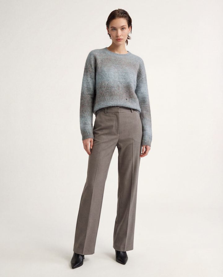 Mist Blue|model