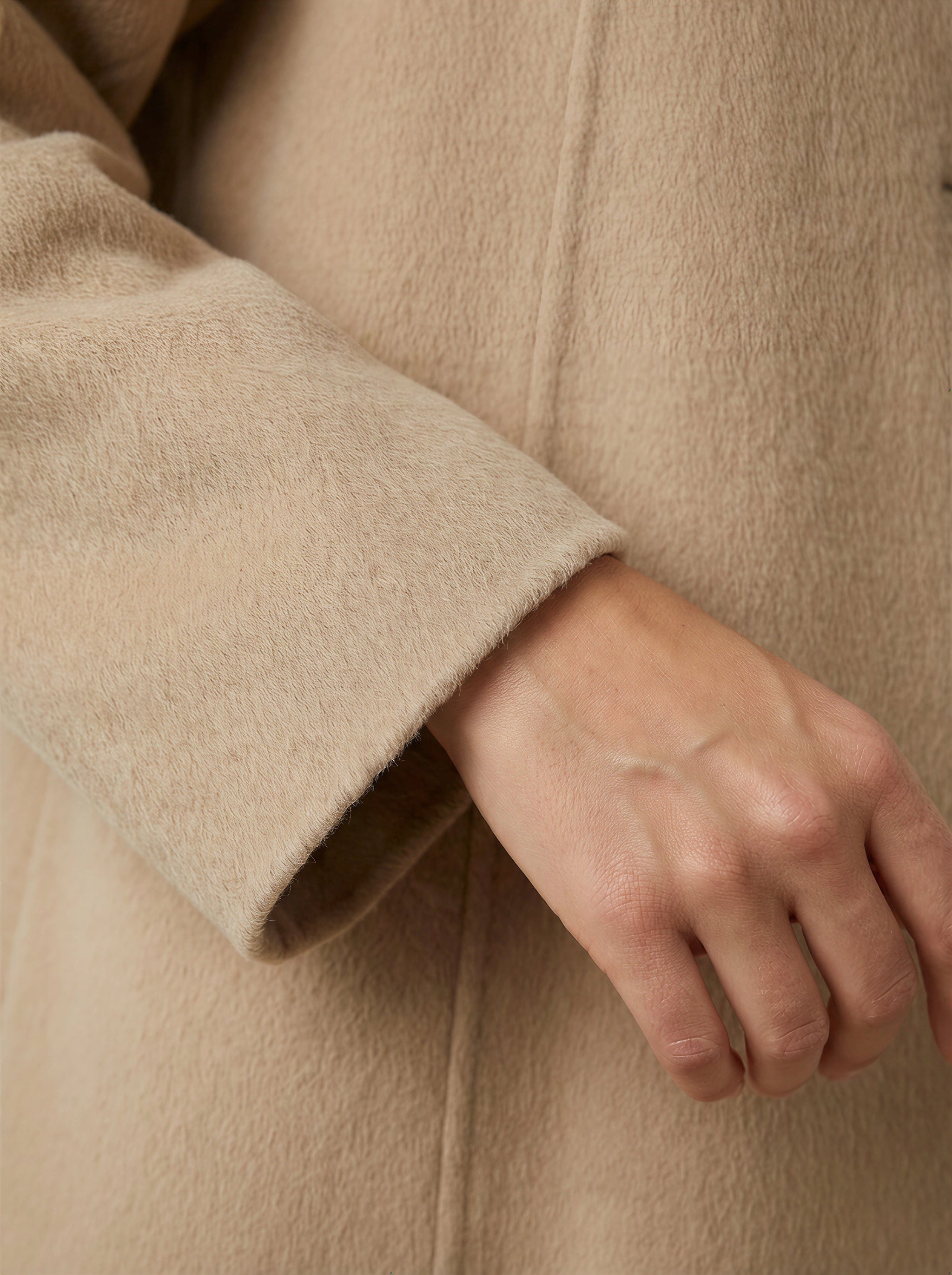 SELVANE Camel Hair Long Coat, featuring a high collar, double-button closure, and elegant straight silhouette.